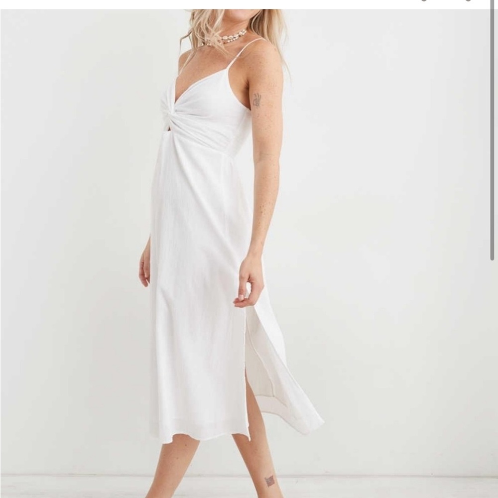 Elegant White Midi Dress